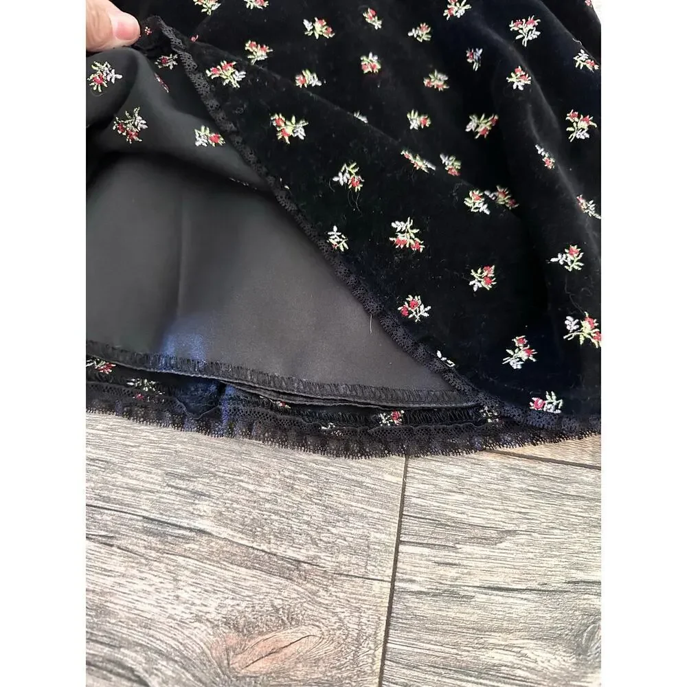 The Children’s Place Girls' Black embroidered Velvet holiday Dress Size 18M